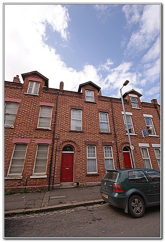 Flat 3, 14 Wellesley Avenue