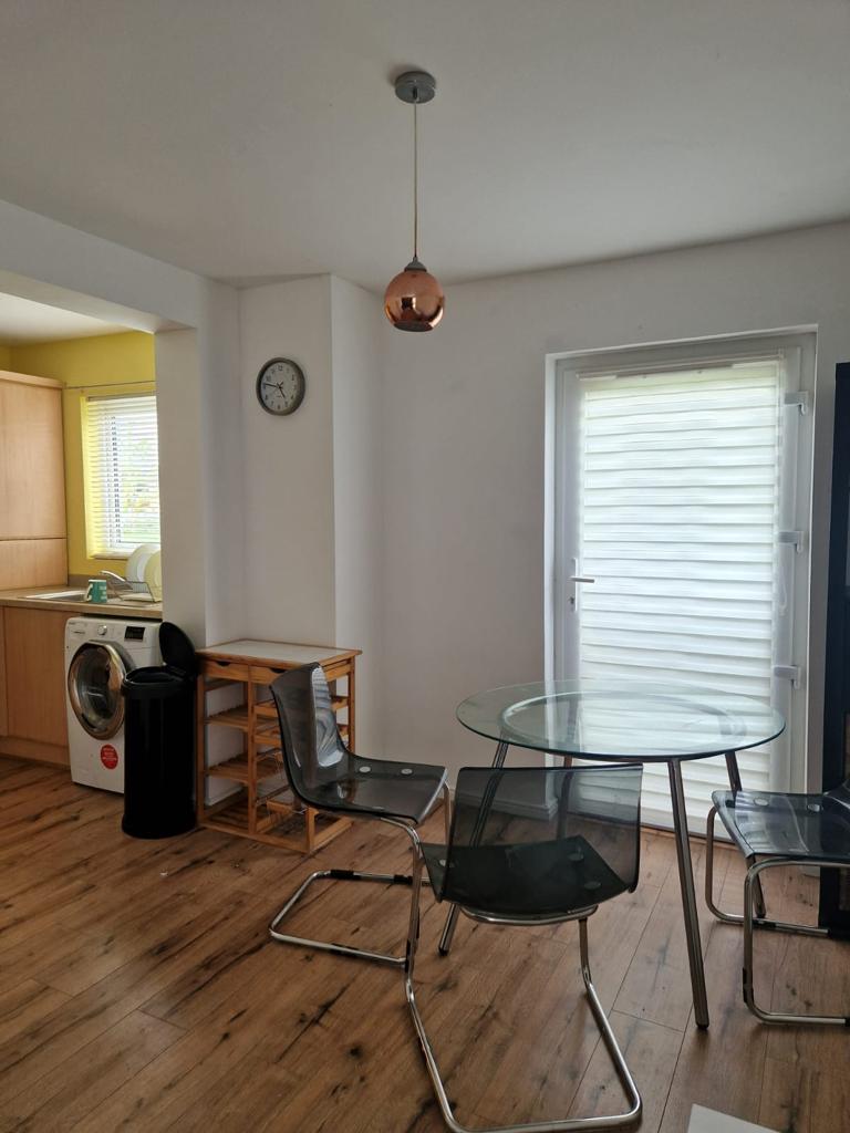 2F Knocksallagh Green